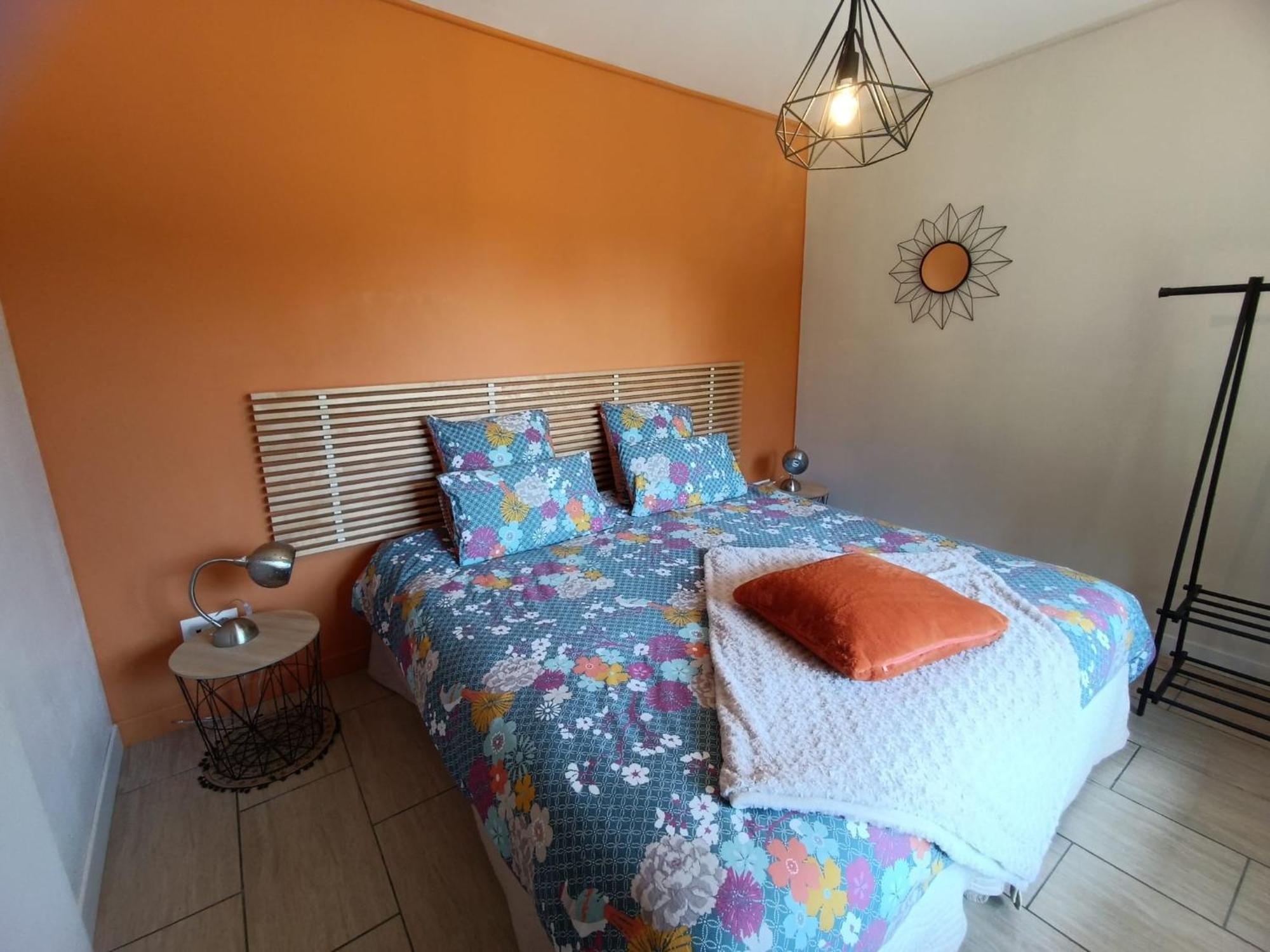 Les Ricochets - Maison D'Hotes Saint-Denis-les-Martel ภายนอก รูปภาพ