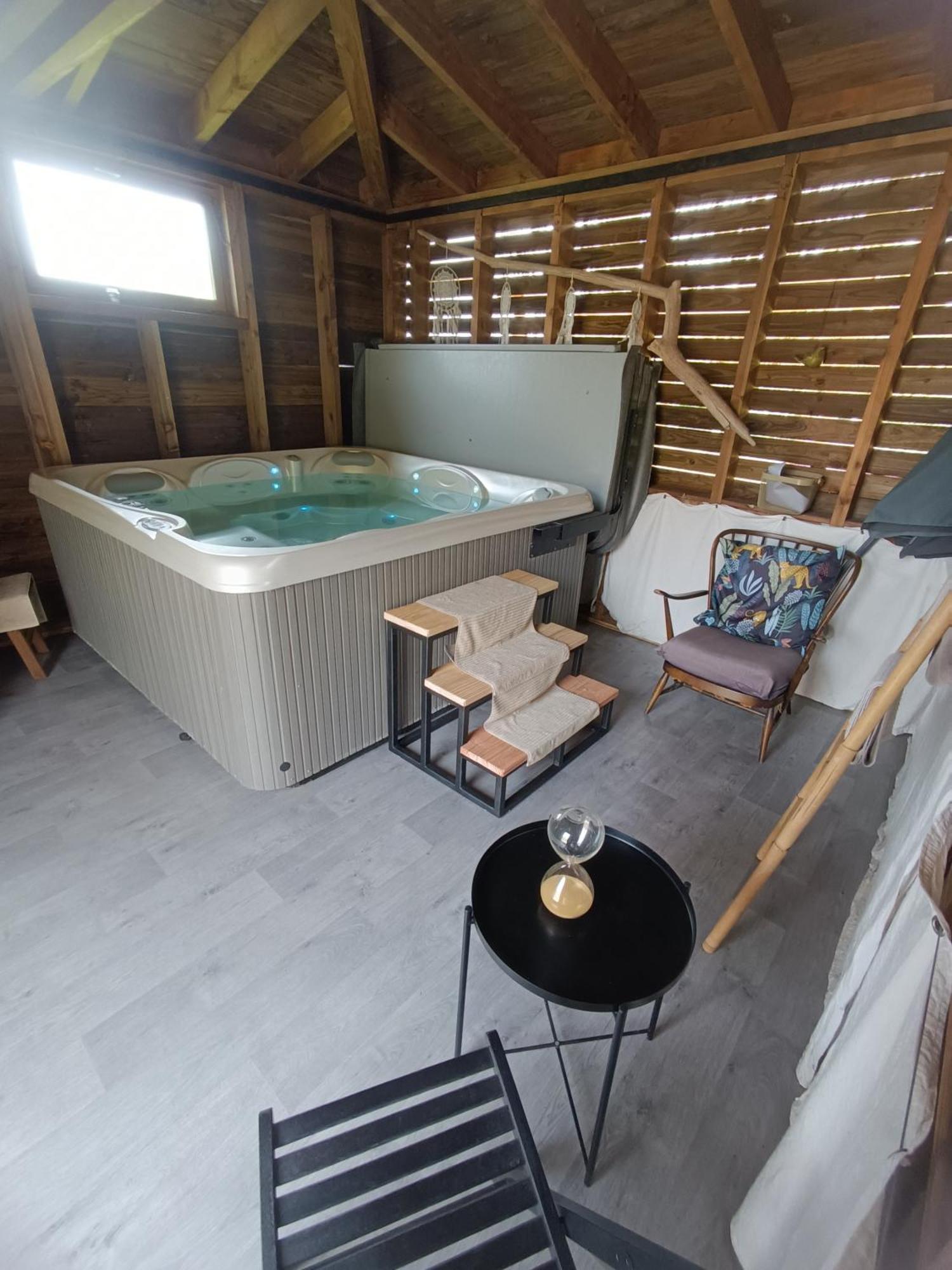 Les Ricochets - Maison D'Hotes Saint-Denis-les-Martel ภายนอก รูปภาพ